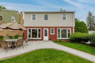 4315 N Alpine Ave, Shorewood, WI 53211 - Photo 29