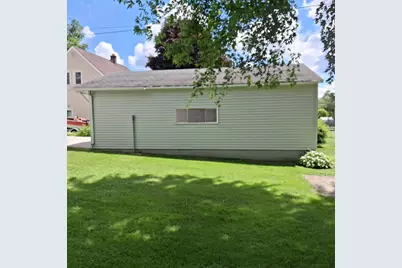 131 E Burnett St, Beaver Dam, WI 53916 - Photo 29