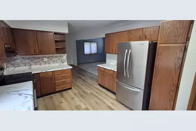 131 E Burnett St, Beaver Dam, WI 53916 - Photo 19