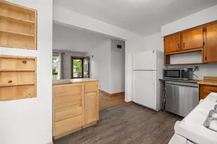 N84W16651 Ann Ave, Menomonee Falls, WI 53051 - Photo 11