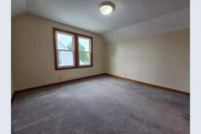 3265 S Burrell St, Milwaukee, WI 53207 - Photo 33