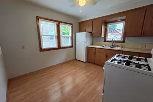 3265 S Burrell St, Milwaukee, WI 53207 - Photo 11