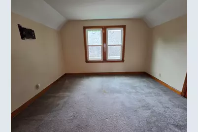 3265 S Burrell St, Milwaukee, WI 53207 - Photo 35