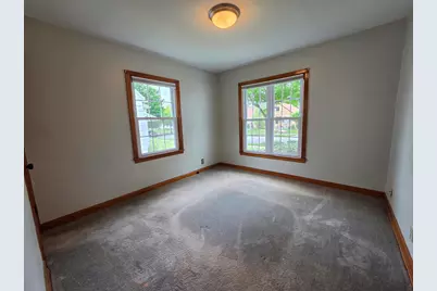 3265 S Burrell St, Milwaukee, WI 53207 - Photo 17