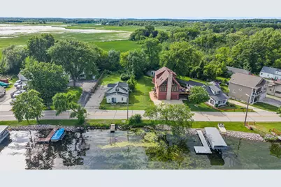 7110 N Tichigan Rd, Racine, WI 53185 - Photo 3