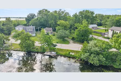 7110 N Tichigan Rd, Racine, WI 53185 - Photo 1