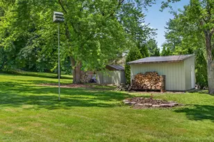 S94W23105 Meadow View Ln, Vernon, WI 53103 - Photo 25
