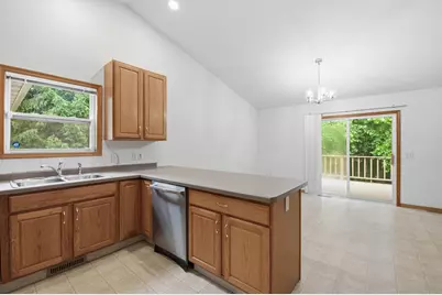 3130  Rockport Park Dr, Janesville, WI 53548 - Photo 25