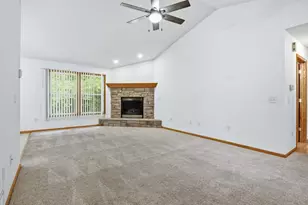 3130 Rockport Park Dr, Janesville, WI 53548 - Photo 27
