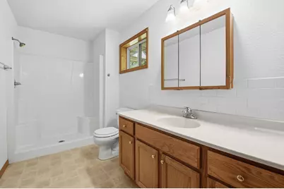 3130  Rockport Park Dr, Janesville, WI 53548 - Photo 15