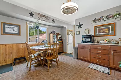 8219  26th Ave, Kenosha, WI 53143 - Photo 7