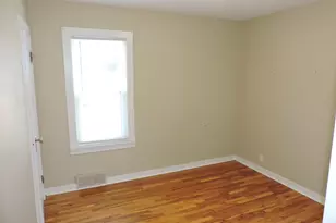 127 N Pleasant Ave, Jefferson, WI 53549 - Photo 15