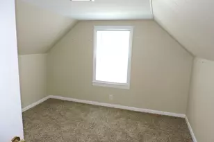 127 N Pleasant Ave, Jefferson, WI 53549 - Photo 25