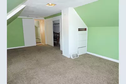 127 N Pleasant Ave, Jefferson, WI 53549 - Photo 23