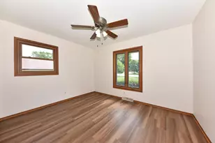 9141 N 60th St, Brown Deer, WI 53223 - Photo 27