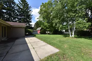 9141 N 60th St, Brown Deer, WI 53223 - Photo 35