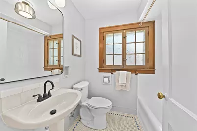 6816  Cedar St, Wauwatosa, WI 53213 - Photo 21