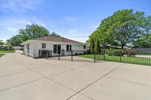 2604 E Dale Ave, Cudahy, WI 53110 - Photo 39