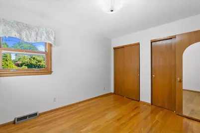 2604 E Dale Ave, Cudahy, WI 53110 - Photo 23