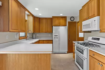 2604 E Dale Ave, Cudahy, WI 53110 - Photo 13