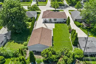 2604 E Dale Ave, Cudahy, WI 53110 - Photo 3