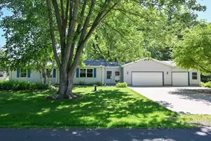 N880 Center St, Ashippun, WI 53036 - Photo 43