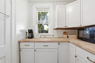 1035 E Potter Ave, Milwaukee, WI 53207 - Photo 7