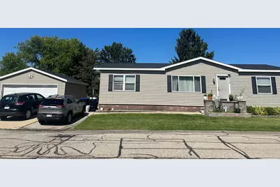 118 S Eastown Manor -, Elkhorn, WI 53121 - Photo 1