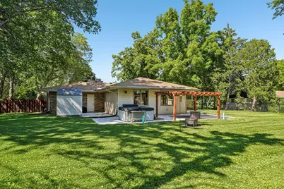 11509  Parkview Ln, Hales Corners, WI 53130 - Photo 23