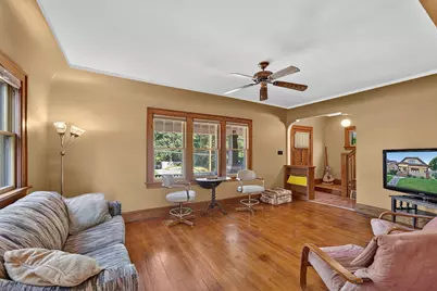 1127  Jefferson St, Racine, WI 53404 - Photo 3