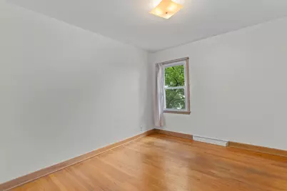 3731 N 77th St, Milwaukee, WI 53222 - Photo 17