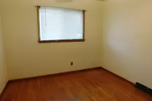 8622 W Villard Ave, Milwaukee, WI 53225 - Photo 11
