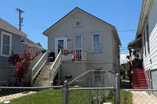 1711 S 15th Pl, Milwaukee, WI 53204 - Photo 3