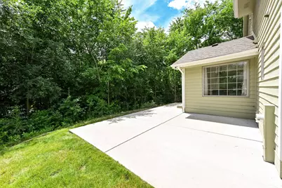 14285 W North Oak Blvd, New Berlin, WI 53151 - Photo 29