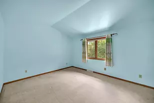 14285 W North Oak Blvd, New Berlin, WI 53151 - Photo 23