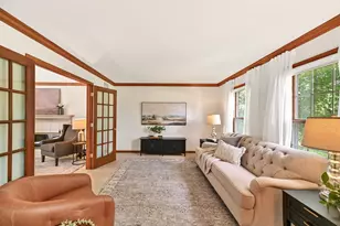 14285 W North Oak Blvd, New Berlin, WI 53151 - Photo 5