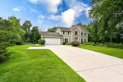 14285 W North Oak Blvd, New Berlin, WI 53151 - Photo 33