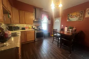 1120 S 32nd St, Milwaukee, WI 53215 - Photo 7