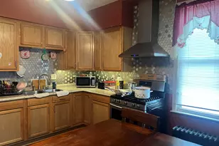 1120 S 32nd St, Milwaukee, WI 53215 - Photo 5