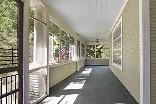 215 S Washington St, Elkhorn, WI 53121 - Photo 11