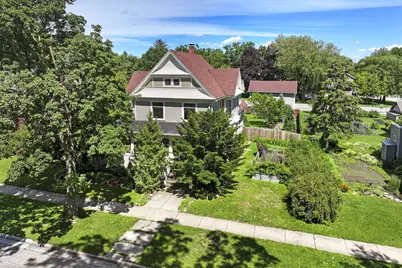 215 S Washington St, Elkhorn, WI 53121 - Photo 33
