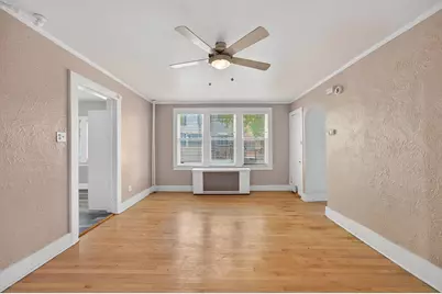1463 N Franklin Pl, Milwaukee, WI 53202 - Photo 7