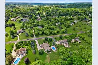 S25W29272  Cambrian Rdg, Genesee, WI 53188 - Photo 59