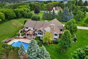 S25W29272 Cambrian Ridge, Genesee, WI 53188 - Photo 3