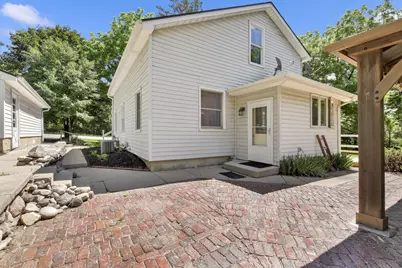 4135 S Racine Ave, New Berlin, WI 53146 - Photo 33