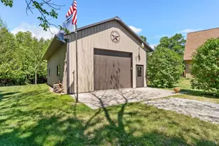 3418 W Twin Ln, Kossuth, WI 54241 - Photo 3