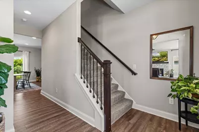 2900  Loretta Ln, Barton, WI 53090 - Photo 7