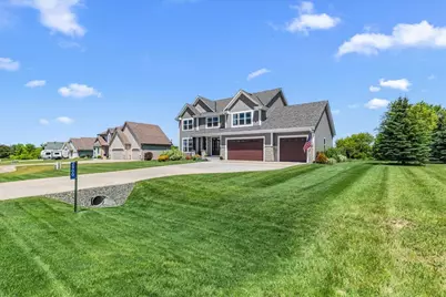 2900  Loretta Ln, Barton, WI 53090 - Photo 3