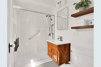 2929 S Ellen St, Milwaukee, WI 53207 - Photo 21