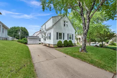 2929 S Ellen St, Milwaukee, WI 53207 - Photo 5